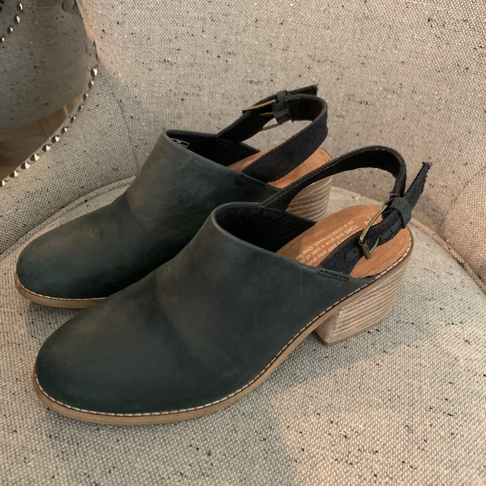 Toms Mules